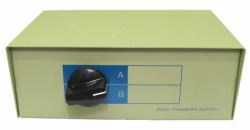 Cables Direct SB-382 multicommutateur Avec fil 