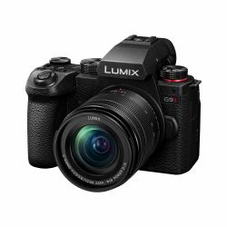 Panasonic Lumix G9 II + 12-60mm F3.5-5.6 MILC 25,21 MP Live MOS 11552 x 8672 pixels Noir 