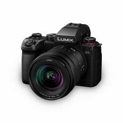 Panasonic Lumix S5II + S 20-60MM F3.5-5.6 MILC 24,2 MP CMOS 12000 x 8000 pixels Noir 